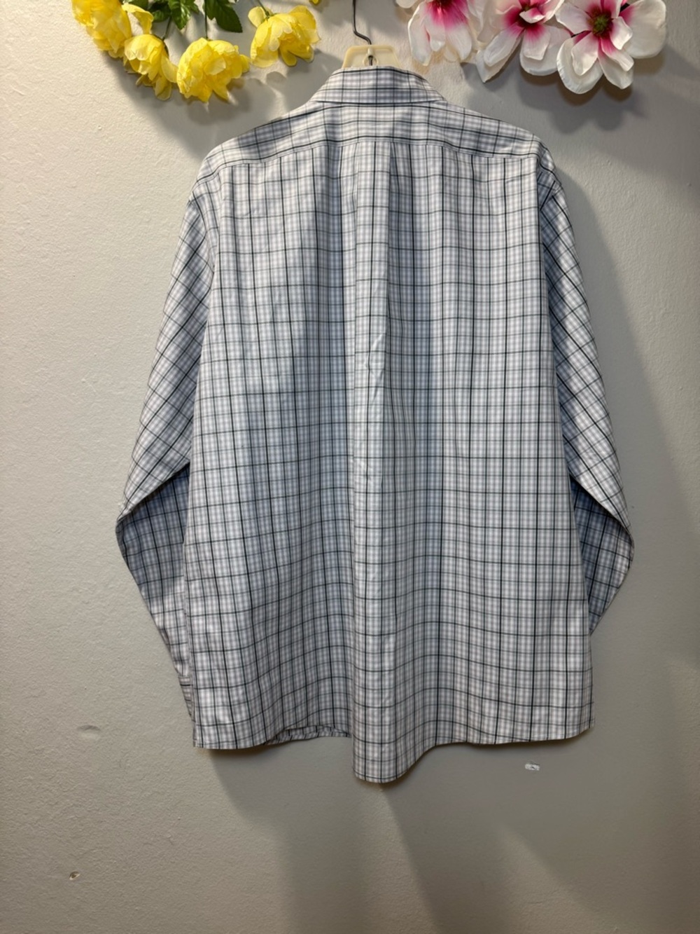 Eddie Bauer White and Blue Plaid Long-Sleeve Button-Up Shirt - Picture 6 of 14